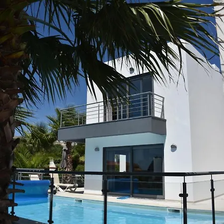 Villa Exclusieve Met Zeezicht En Privézwembad In Atalaia