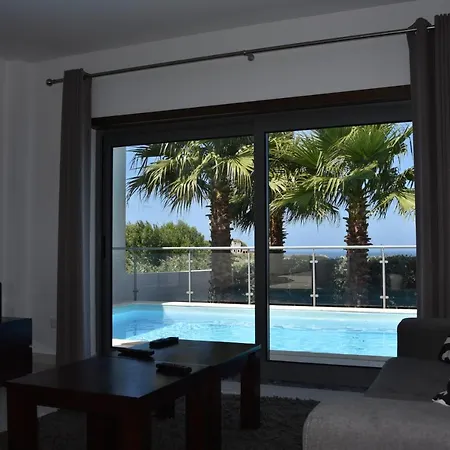 Exclusieve Met Zeezicht En Privézwembad In Atalaia Villa Lourinhã