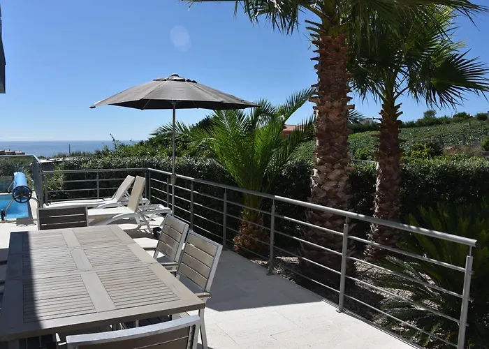 Exclusieve Met Zeezicht En Privezwembad In Atalaia