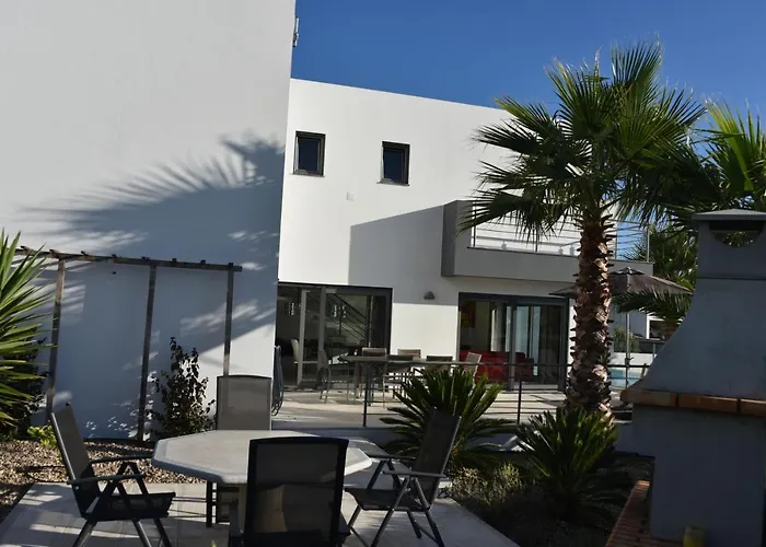 Villa Exclusieve Met Zeezicht En Privezwembad In Atalaia Lourinhã