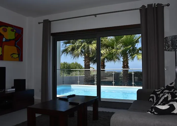 Exclusieve Met Zeezicht En Privezwembad In Atalaia Villa Lourinhã